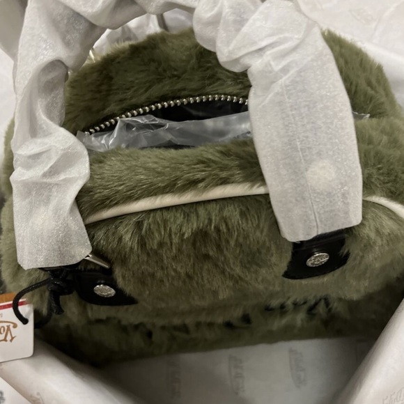 NWT Von Dutch Sage Green mini Furry Bowling Bag - Picture 10 of 10